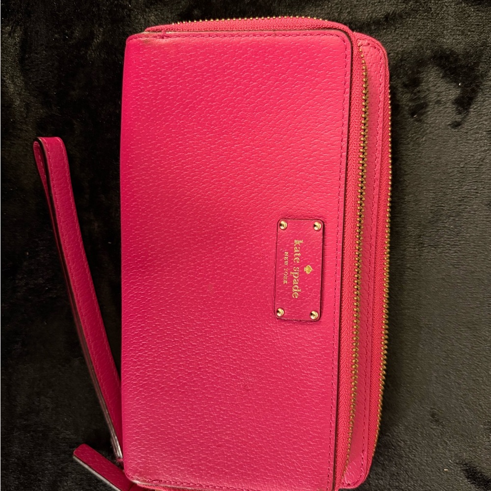 Kate Spade Fuchsia Wristlet Wallet
